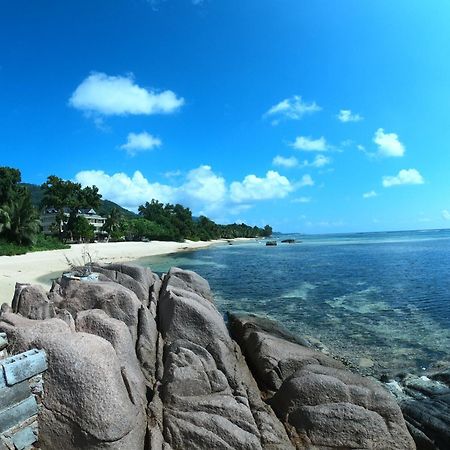 Crown Beach Hotel Seychelles Pointe Au Sel Exterior foto