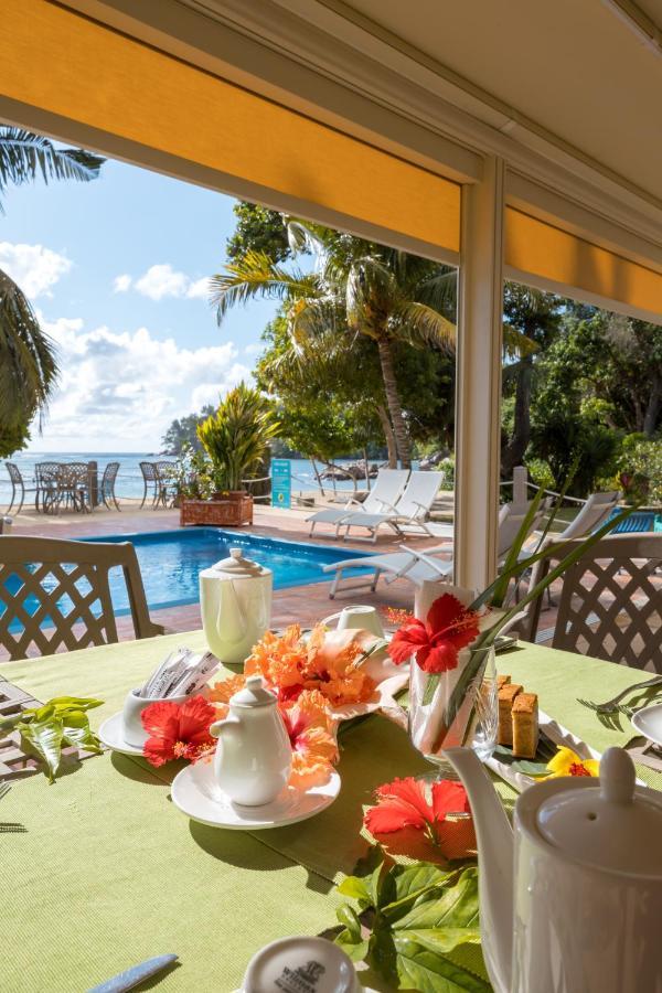 Crown Beach Hotel Seychelles Pointe Au Sel Exterior foto